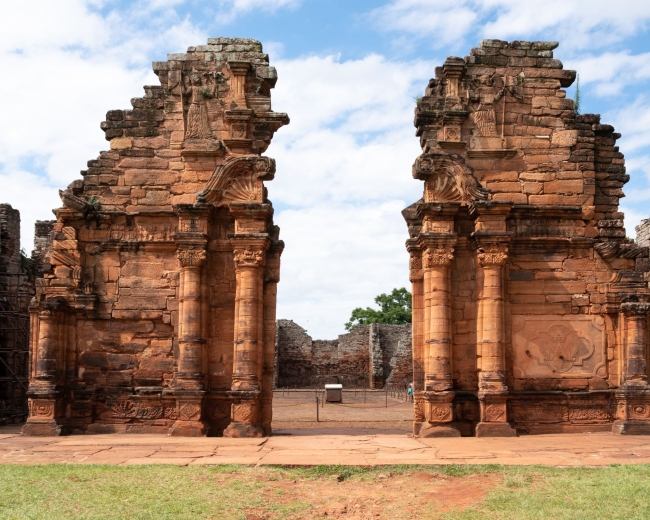 IGUAZ Excursin da completo Ruinas de San Ignacio y Minas de Wanda 
